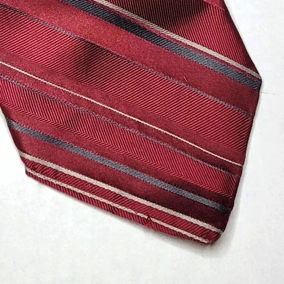 MICHAEL KORS Men's Necktie - Picture 2 of 6